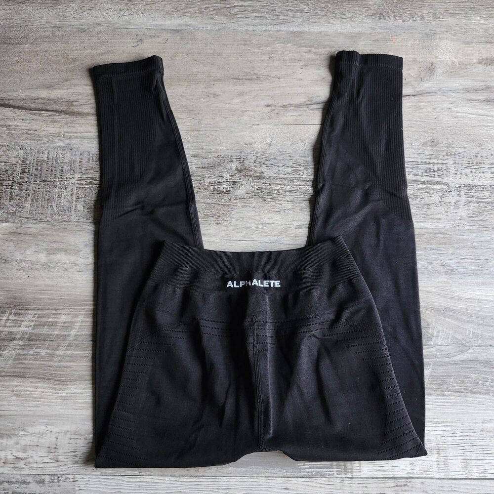 (S) Alphalete leggings
